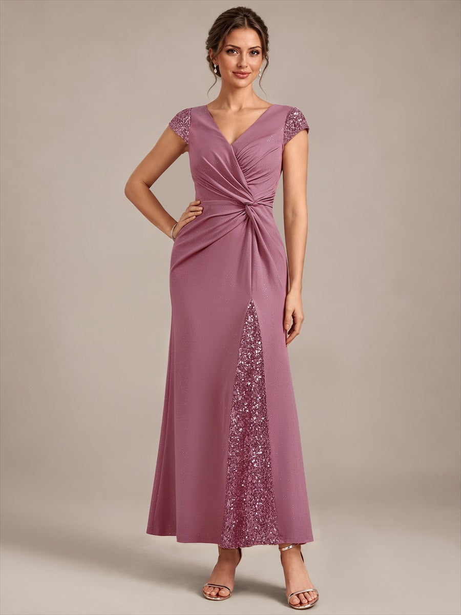 Robe moulante à manches courtes en stretch élevé avec décolleté en V noué et détails en sequins #Couleur_Orchidee