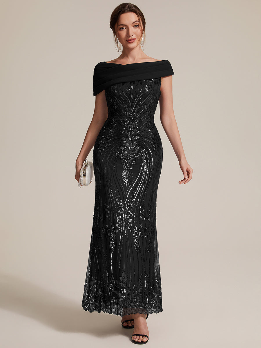 Robe moulante maxi à sequins avec épaules dénudées manches courtes et encolure asymétrique #Couleur_Noir