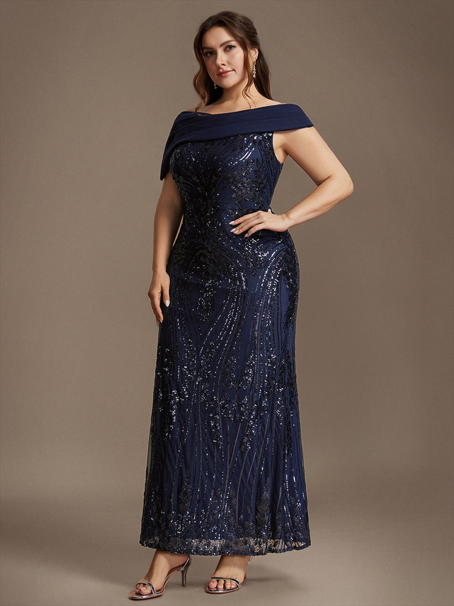 Robe moulante maxi à sequins avec épaules dénudées manches courtes et encolure asymétrique #Couleur_Bleu Marine