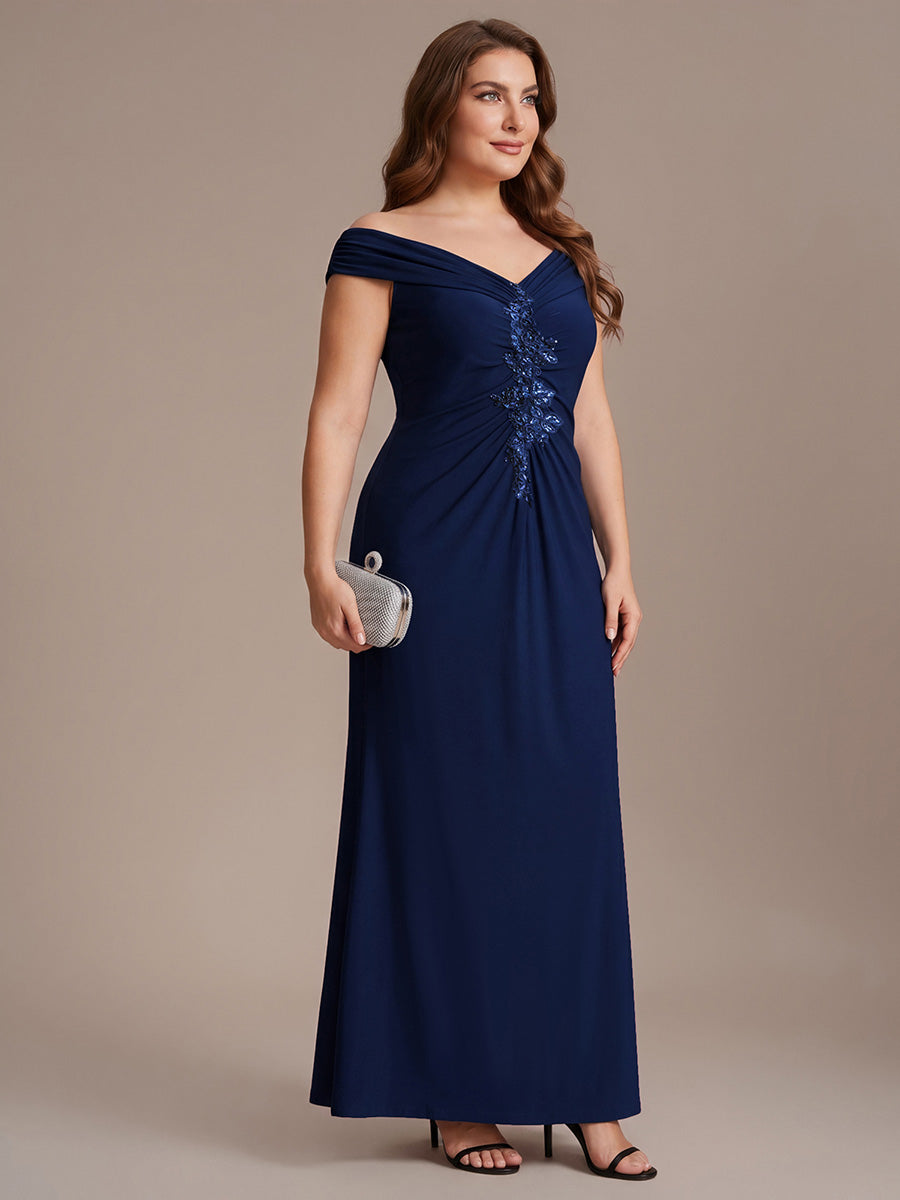 Robe longue moulante à encolure en V dénudée des épaules en tissu extensible #Couleur_Bleu Marine