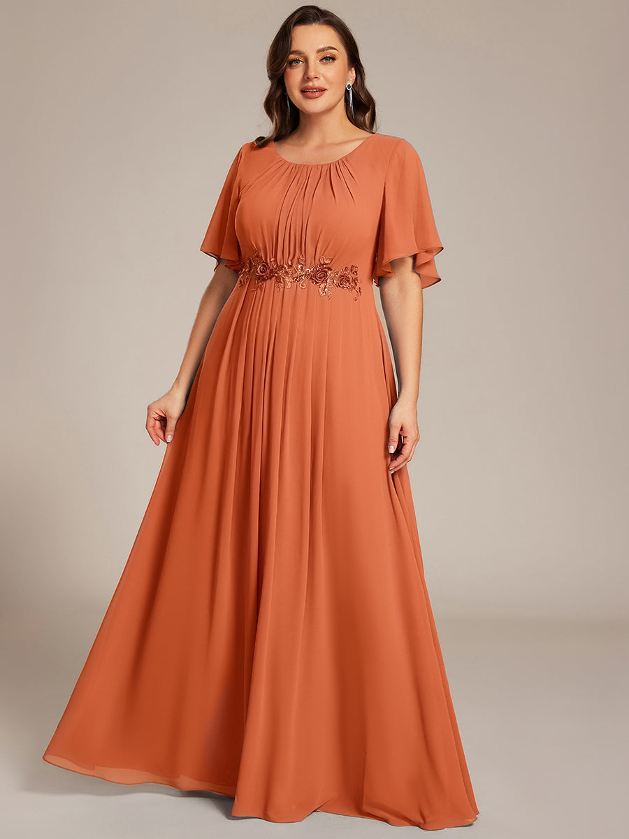 Robe de soirée trapèze à manches courtes et appliques plissées #Couleur_Melon au brandy