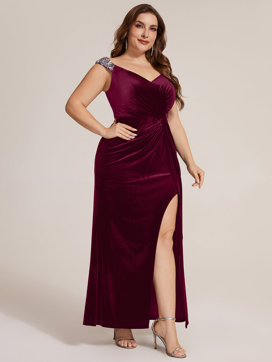 Robe sirène sans manches à décolleté en V en sequins longueur maxi avec fermeture éclair au dos et fente #Couleur_Bordeaux