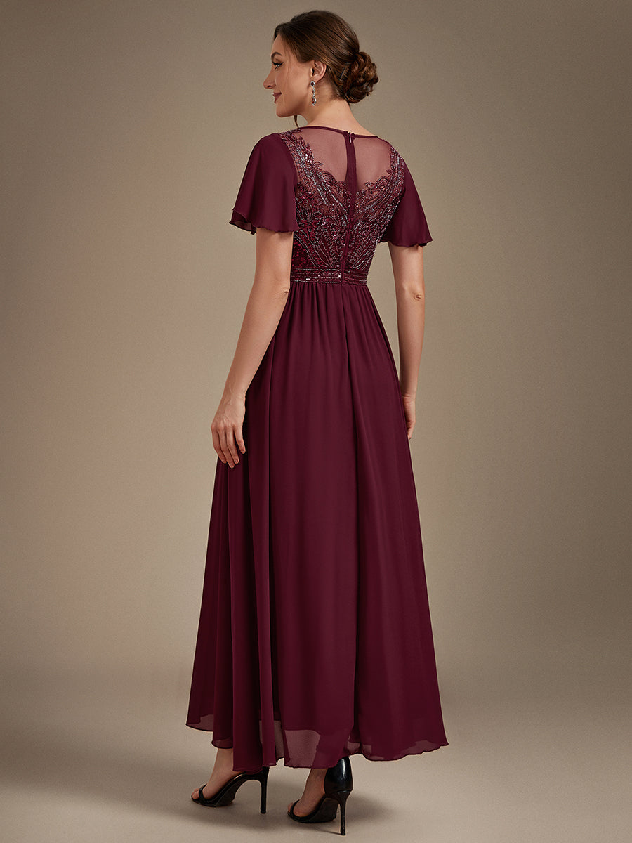 robe maxi à manches courtes en sequins avec volants et col rond #Couleur_Bordeaux