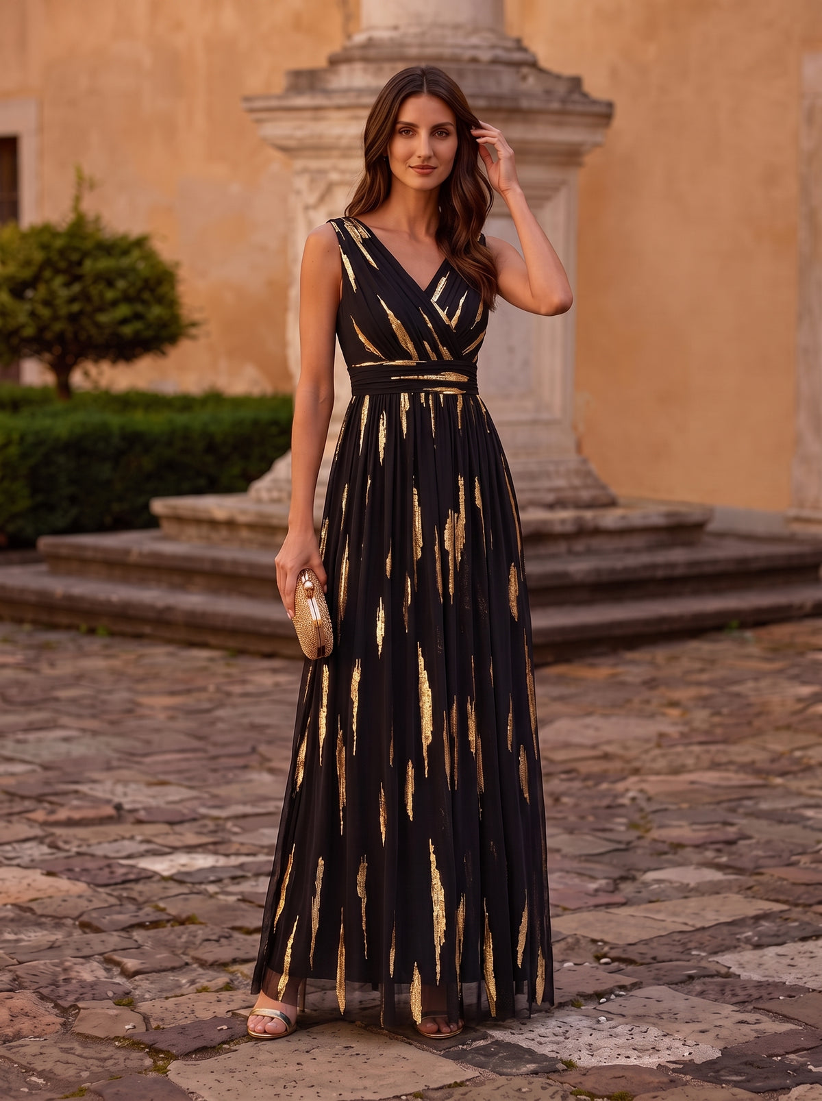 Robe A-Line sans manches en V maxi en sequins avec tissu extensible #Couleur_Noir / Or métallique