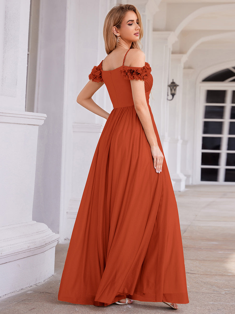 Robe de soirée plissée étincelante à col en V et épaules dénudées avec détails floraux #Couleur_Burnt Orange