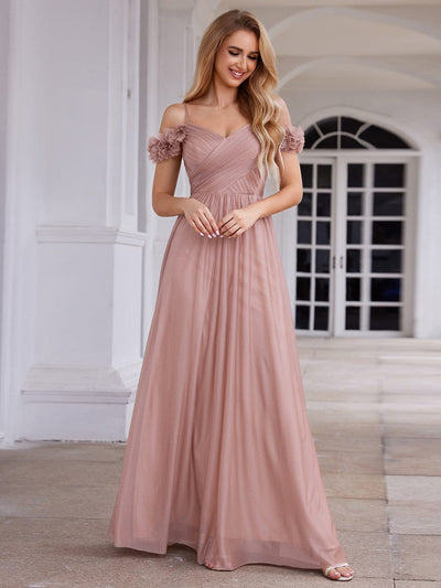 Robe de soirée plissée étincelante à col en V et épaules dénudées avec détails floraux