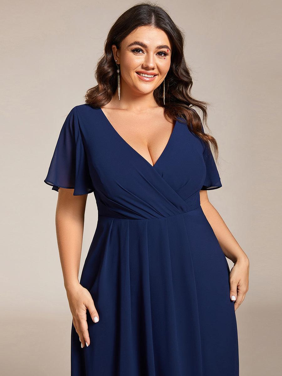 Grande Taille Robe D'invit?¡ã| De Mariage Mi-Longue Pliss?¡ã|e En Mousseline De Soie ?¡㡧N Manches Courtes Et Col En V De #Couleur_Bleu Marine