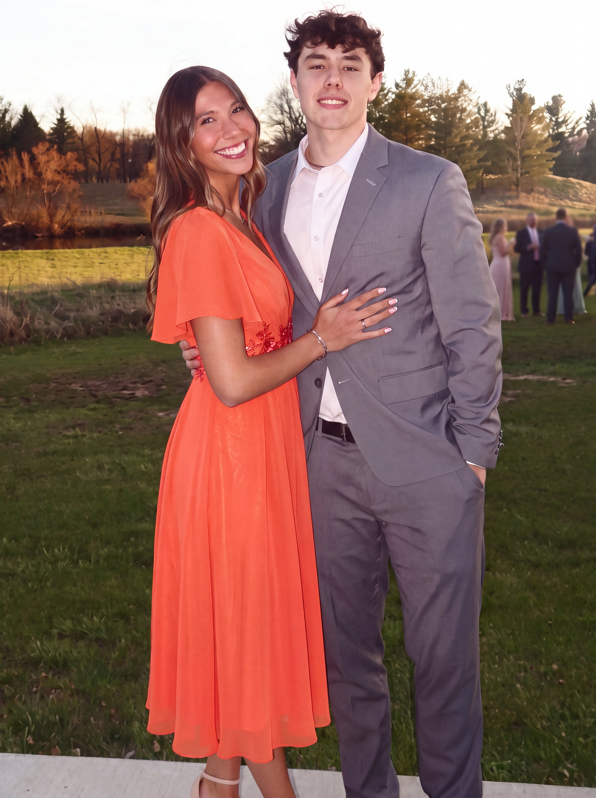 Robe d'invité de mariage mi-longue en mousseline de soie à col en V de grande taille avec applique à la taille #Couleur_Orange Brûlée