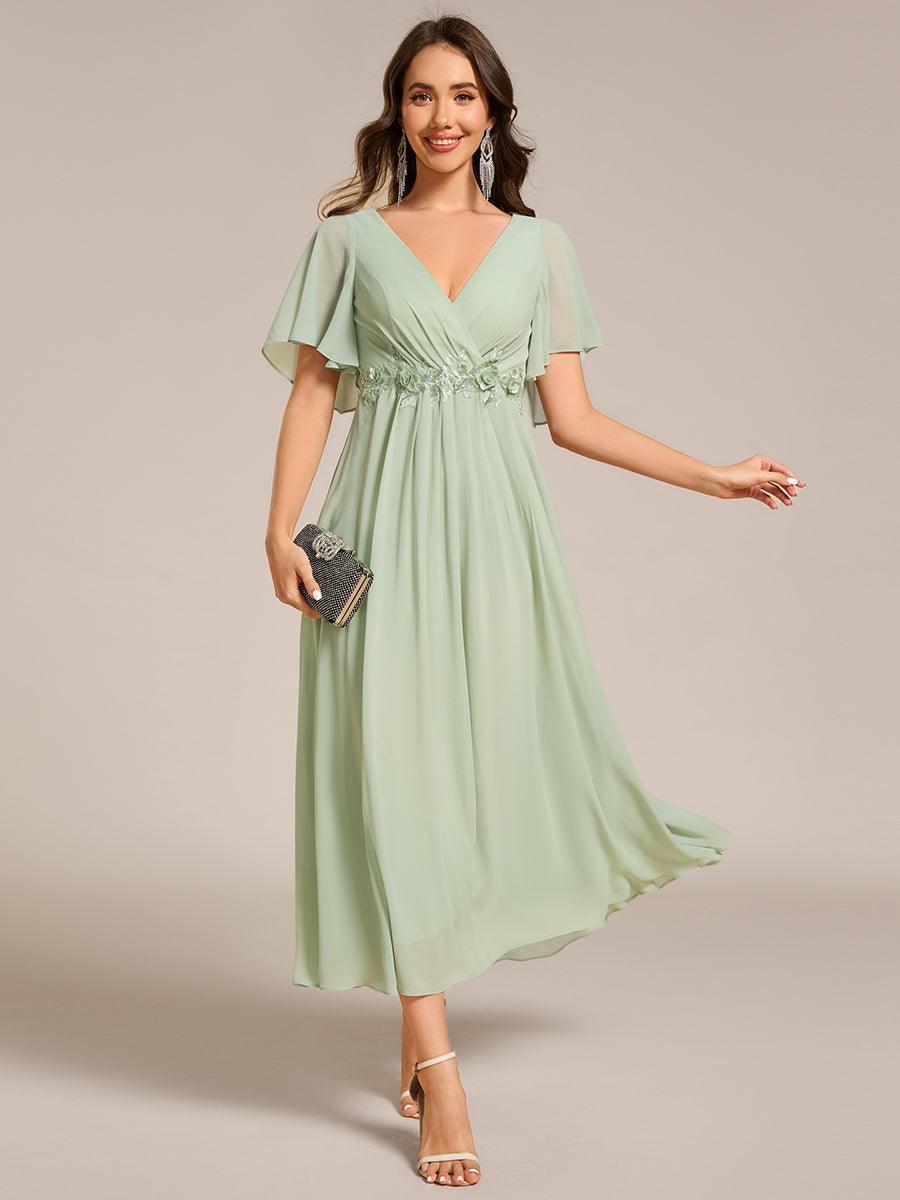 Robe d'invité de mariage mi-longue en mousseline de soie à col en V de grande taille avec applique à la taille #Couleur_Menthe Verte
