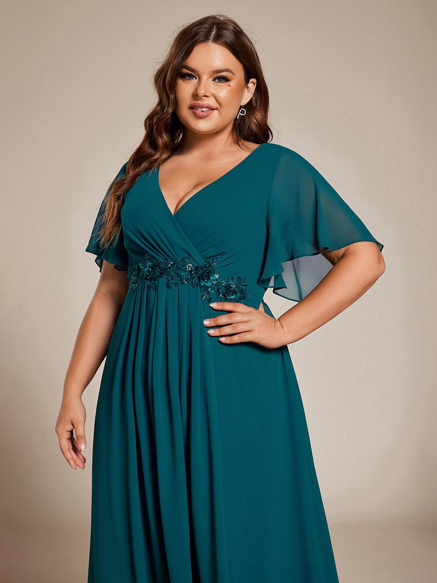 Robe d'invité de mariage mi-longue en mousseline de soie à col en V de grande taille avec applique à la taille #Couleur_Bleu Sarcelle