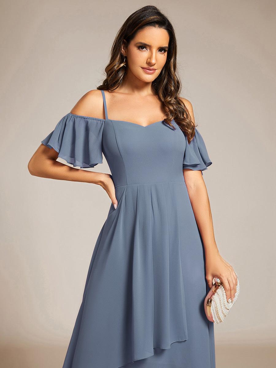 Robes d'invitées de mariage en mousseline, épaules dénudées, hautes et basses, manches courtes #Couleur_Marine Fume