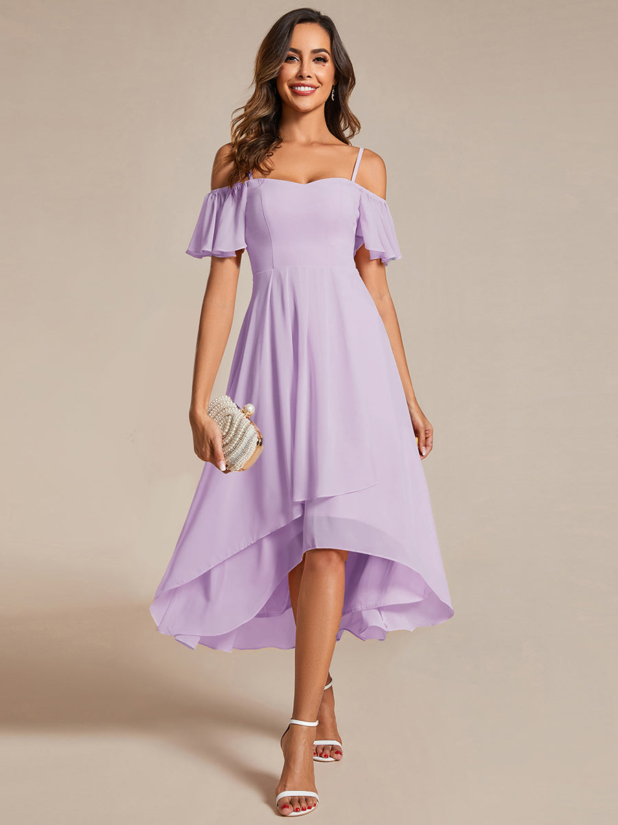 Robes d'invitées de mariage en mousseline  épaules dénudées  hautes et basses  manches courtes #Couleur_Lilas Givré