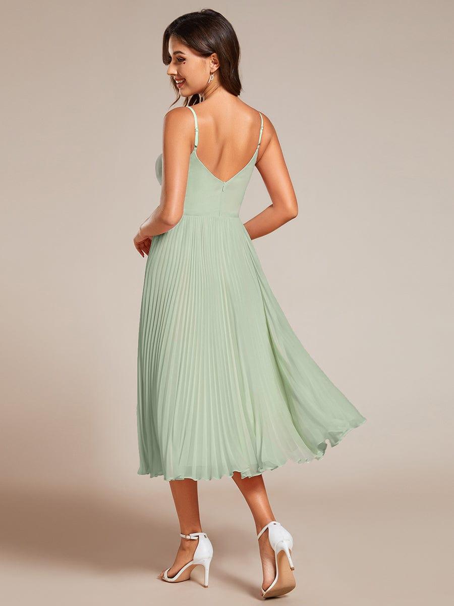 Robe d'invité de mariage dos nu plissée en mousseline de soie mi-longue avec col en V #Couleur_Menthe Verte