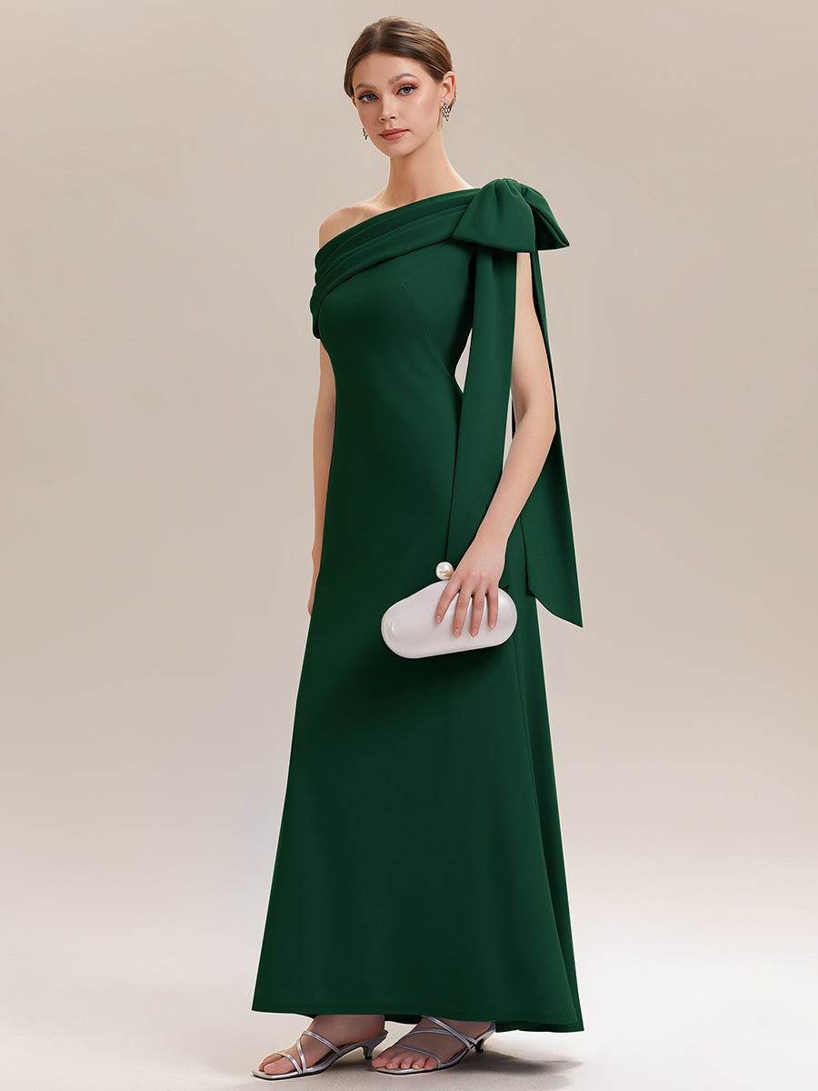 Robe longue ajustée à encolure asymétrique sans bretelles avec détail de nœud en tissu extensible #Couleur_Vert Fonce