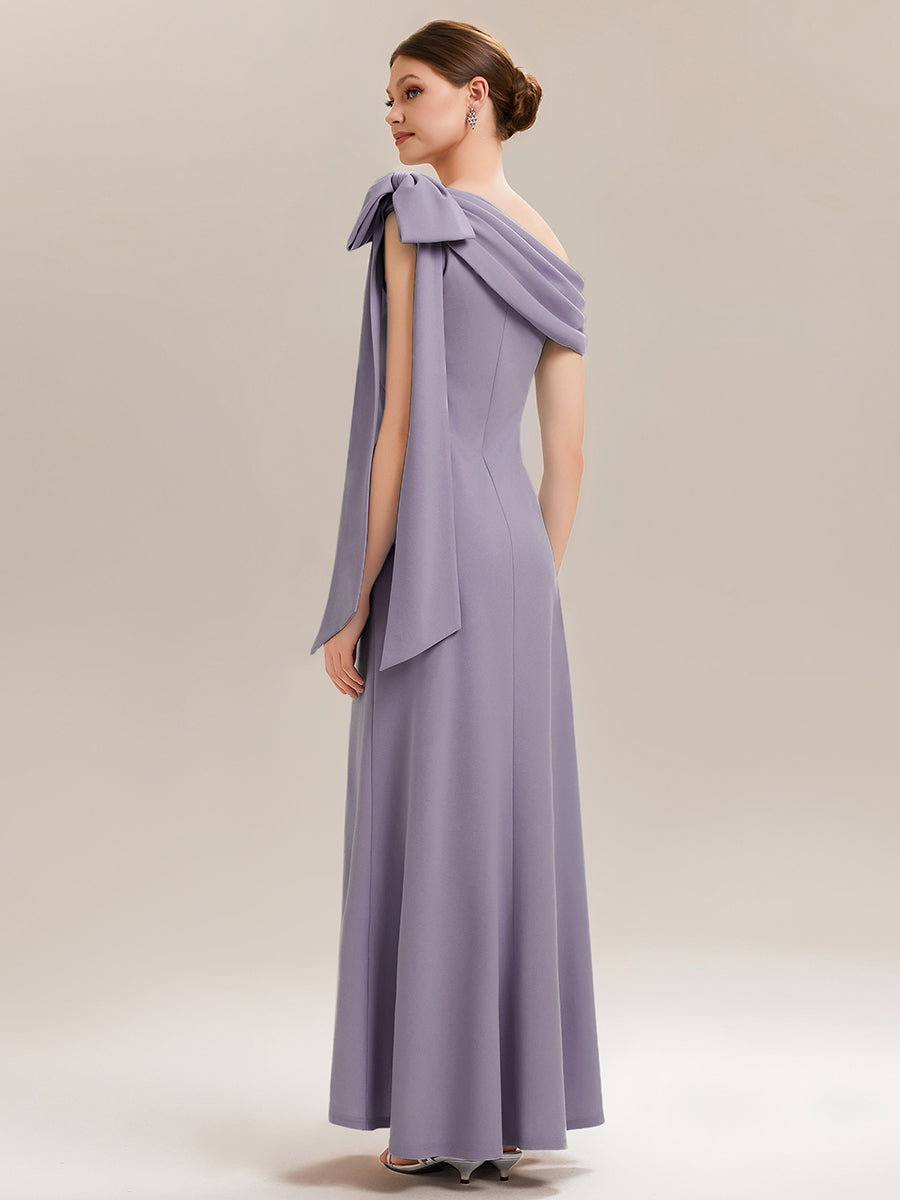 Robe longue ajustée à encolure asymétrique sans bretelles avec détail de nœud en tissu extensible #Couleur_Bleu Bleuet