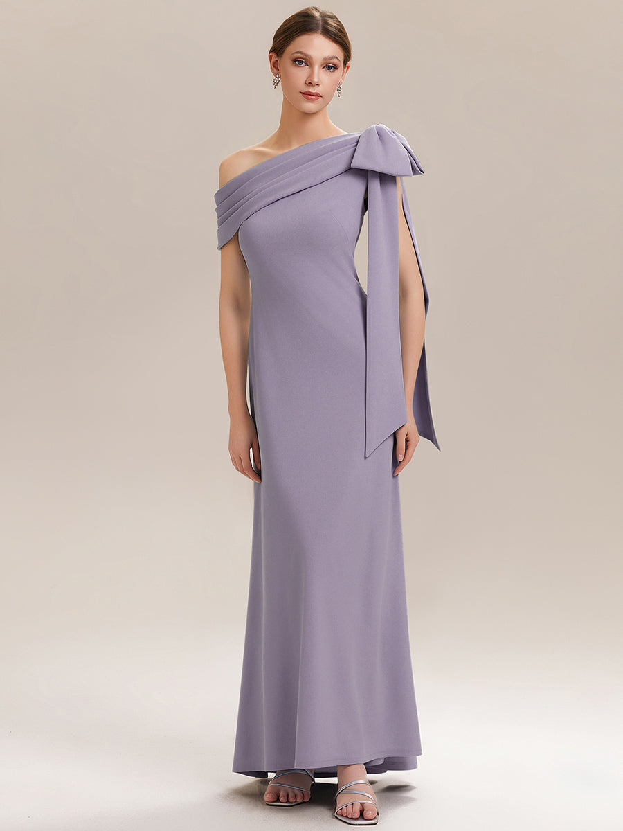 Robe longue ajustée à encolure asymétrique sans bretelles avec détail de nœud en tissu extensible #Couleur_Lilas Givré