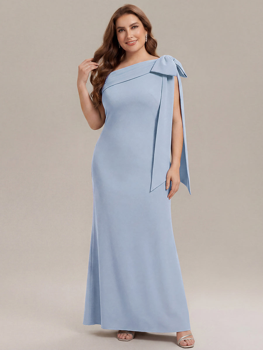 Robe longue ajustée à encolure asymétrique sans bretelles avec détail de nœud en tissu extensible #Couleur_Bleu Glace