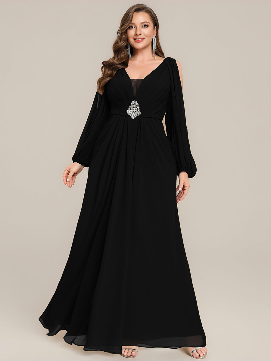 Robe maxi à manches longues en V avec des embellissements en strass froncés #Couleur_Noir