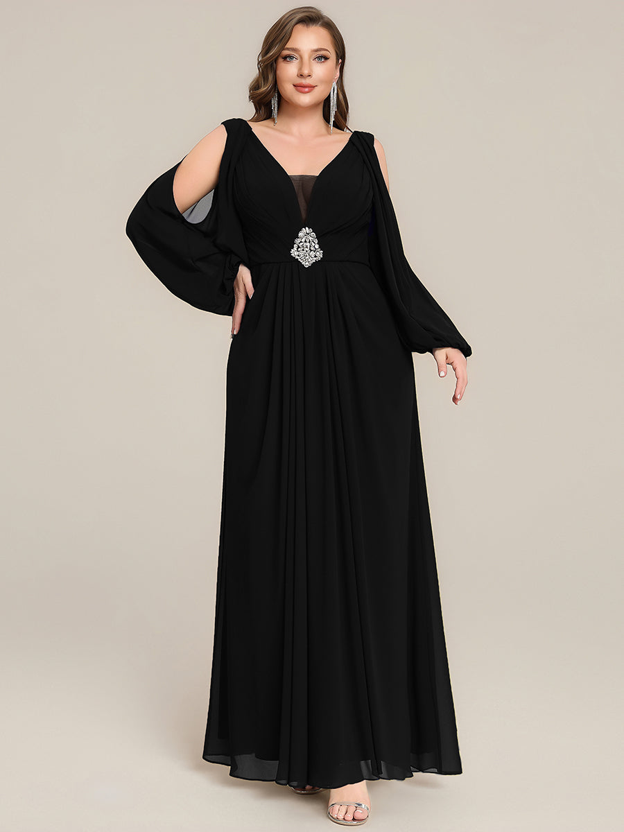 Robe maxi à manches longues en V avec des embellissements en strass froncés #Couleur_Noir