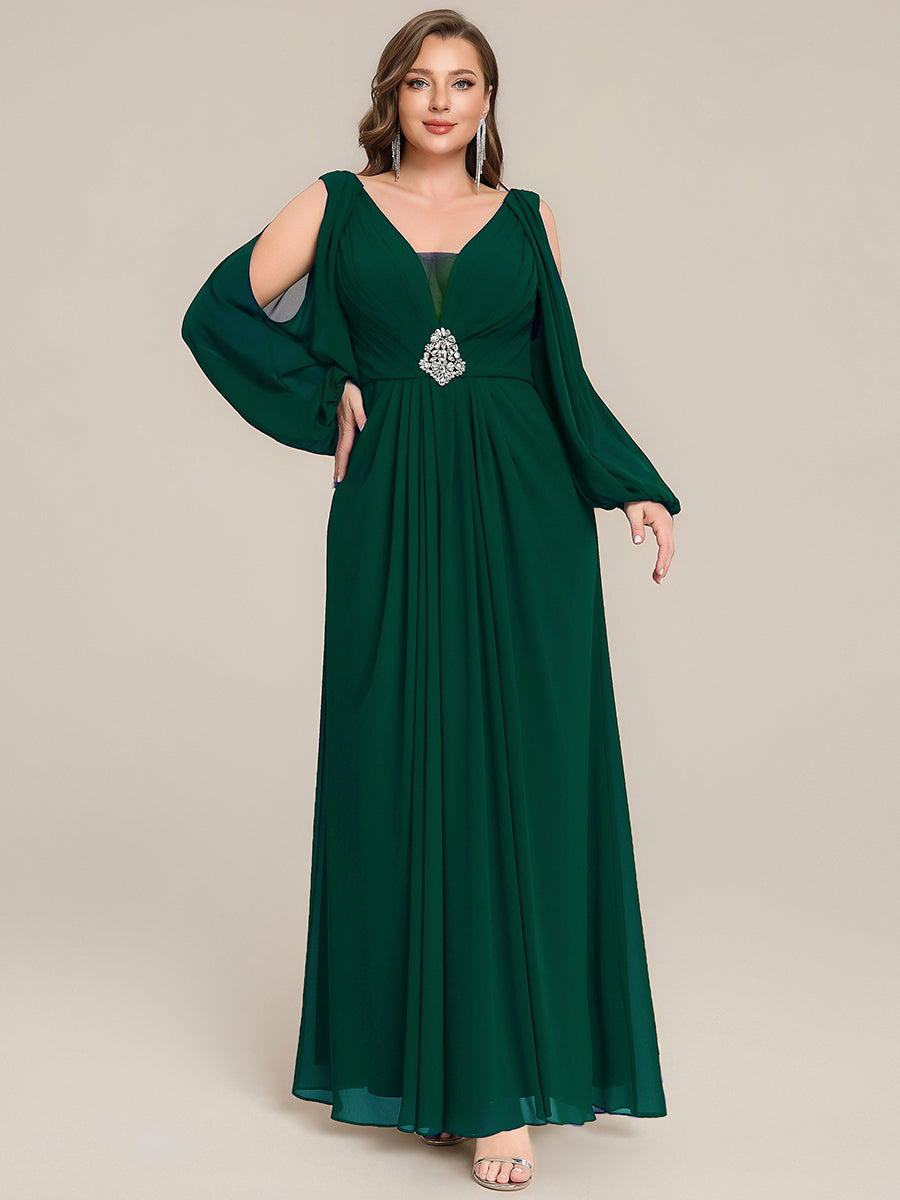 Robe maxi à manches longues en V avec des embellissements en strass froncés #Couleur_Vert Fonce