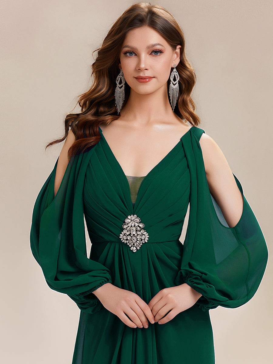 Robe maxi à manches longues en V avec des embellissements en strass froncés #Couleur_Vert Fonce