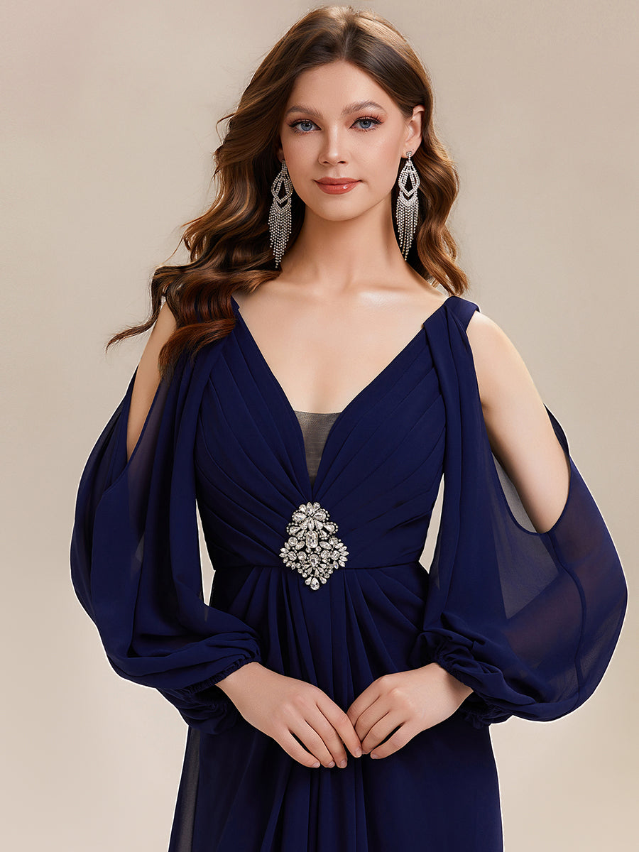 Robe maxi à manches longues en V avec des embellissements en strass froncés #Couleur_Bleu Marine