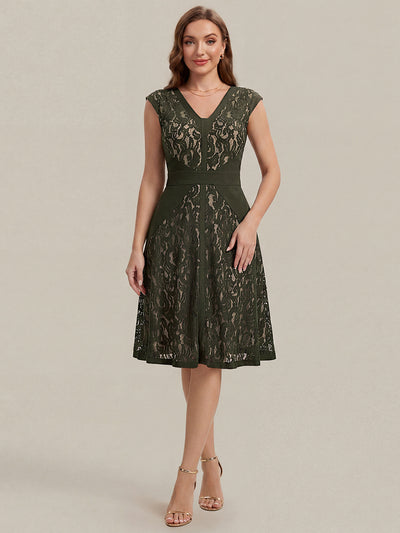 ever TOVE|Robe midi évasée à manches courtes en V avec détails en patchwork transparent et haute élasticité