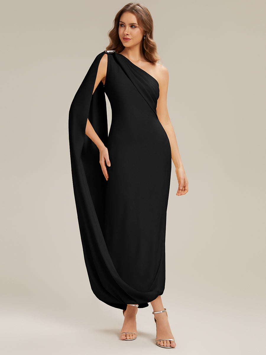 Robe maxi asymétrique sans manches en jersey extensible avec des rubans fluides #Couleur_Noir