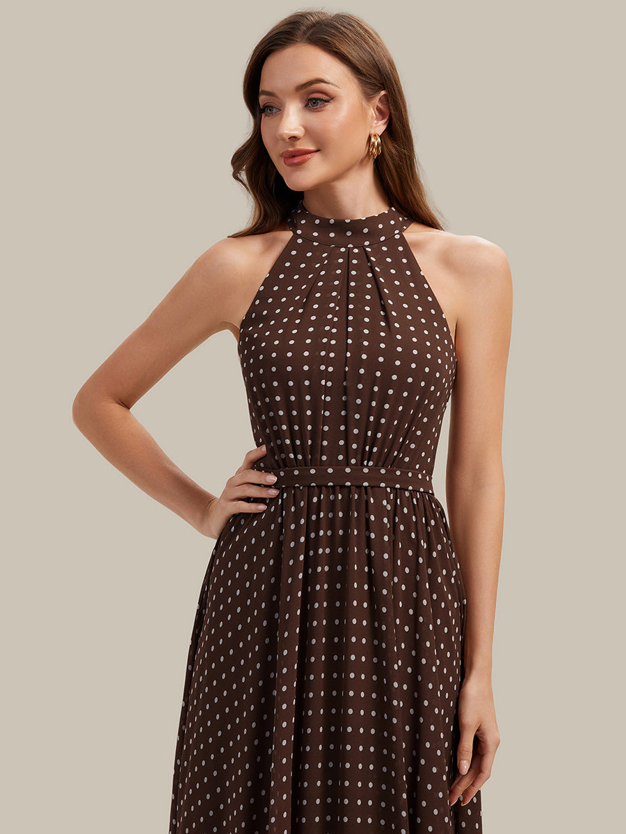 Robe midi A ligne à pois plissée sans bretelles et à col halter #Couleur_Pois Marrons