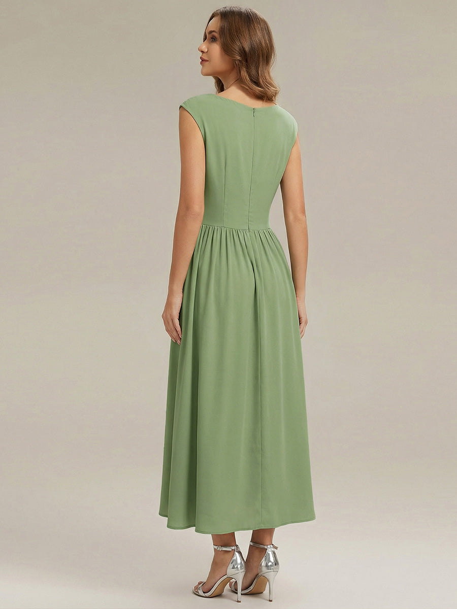Robe maxi sans bretelles à décolleté en V en jersey extensible avec pois froncés #Couleur_Vert sauge