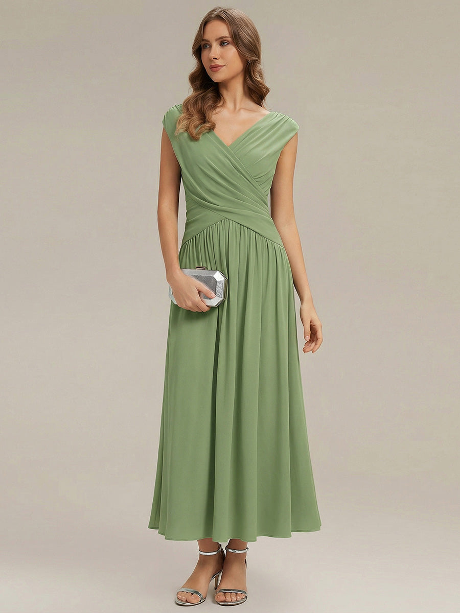 Robe maxi sans bretelles à décolleté en V en jersey extensible avec pois froncés #Couleur_Vert sauge