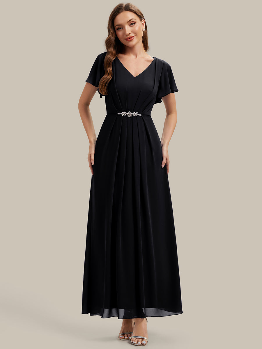 Robe longue maxi ligne A avec manches à volants col en V ornée de strass #Couleur_Noir