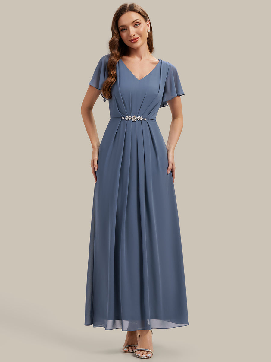 Robe longue maxi ligne A avec manches à volants col en V ornée de strass #Couleur_Marine Fume