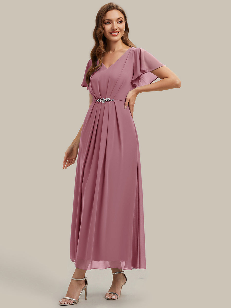 Robe longue maxi ligne A avec manches à volants col en V ornée de strass #Couleur_Orchidee