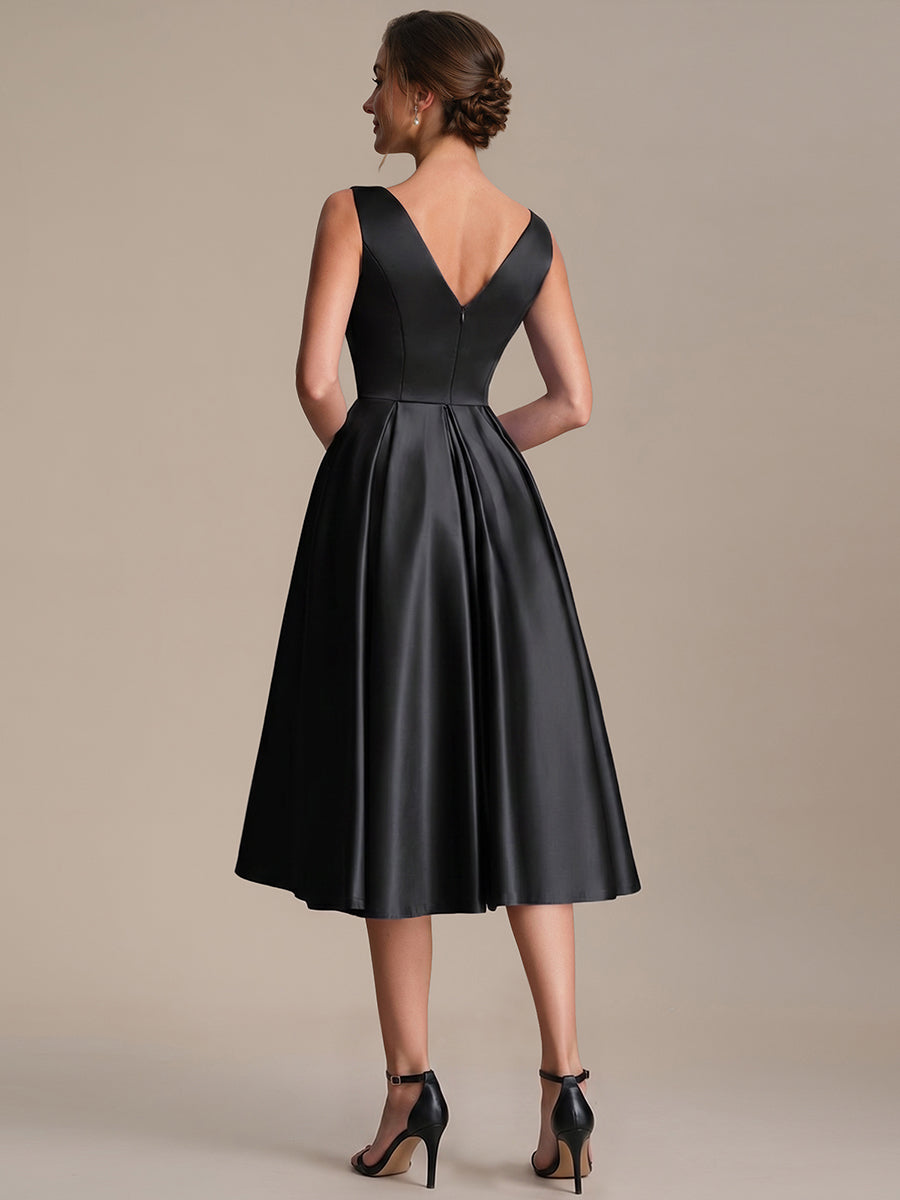Robe midi de bal sans manches à volants plissée avec décolleté en V #Couleur_Noir