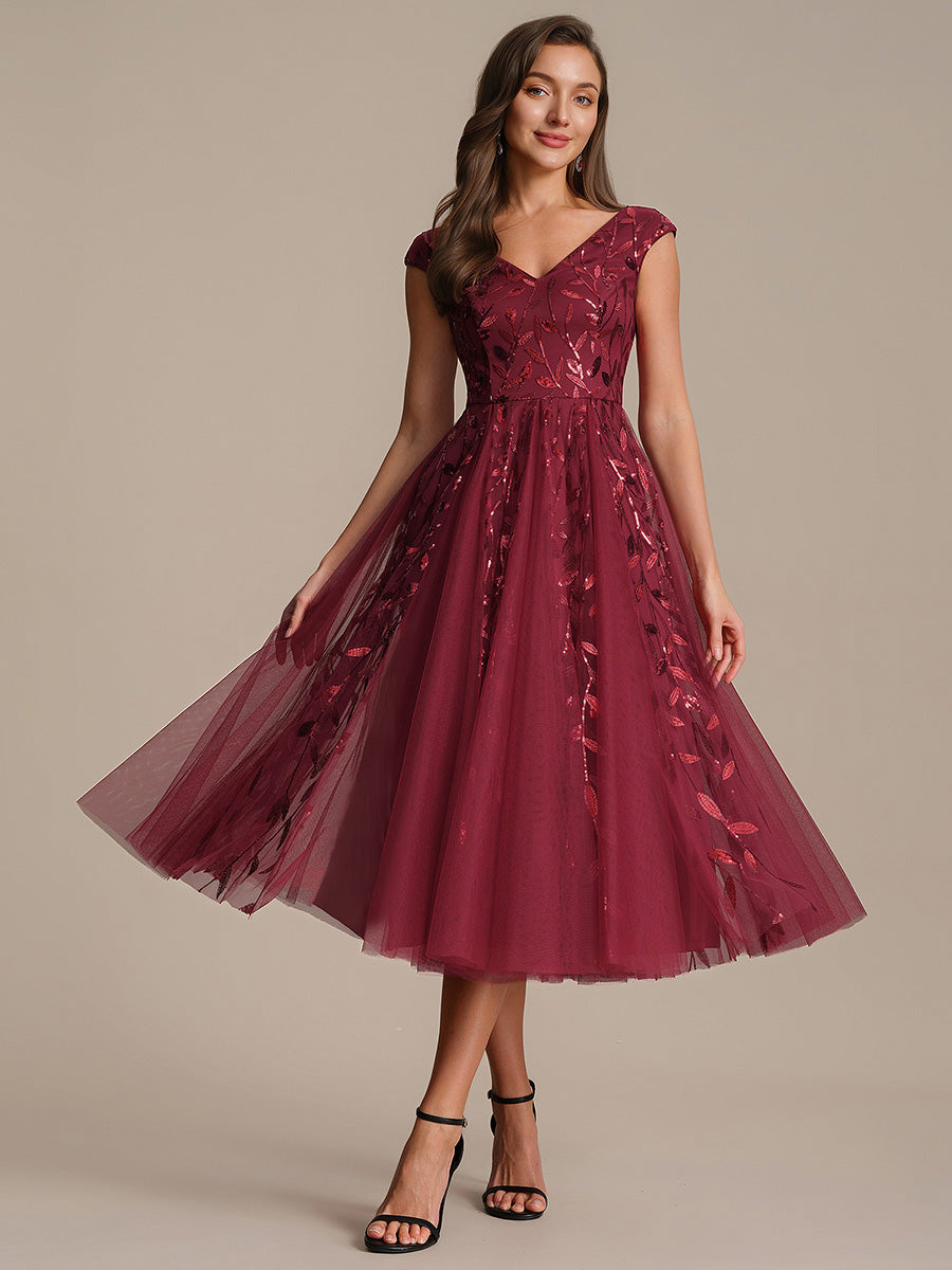 Robe midi sans manches col en V à sequins et coupe évasée #Couleur_Bordeaux