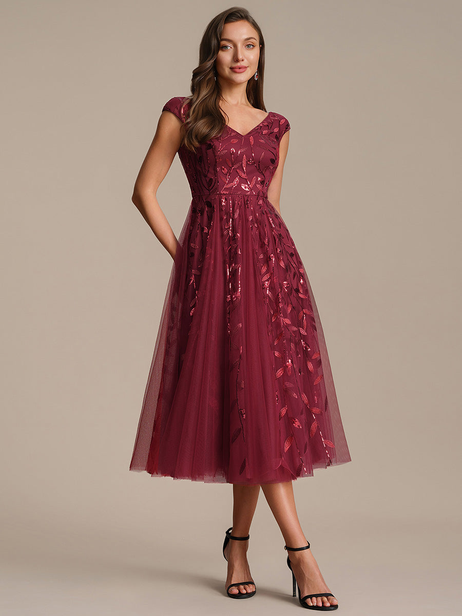 Robe midi sans manches col en V à sequins et coupe évasée #Couleur_Bordeaux
