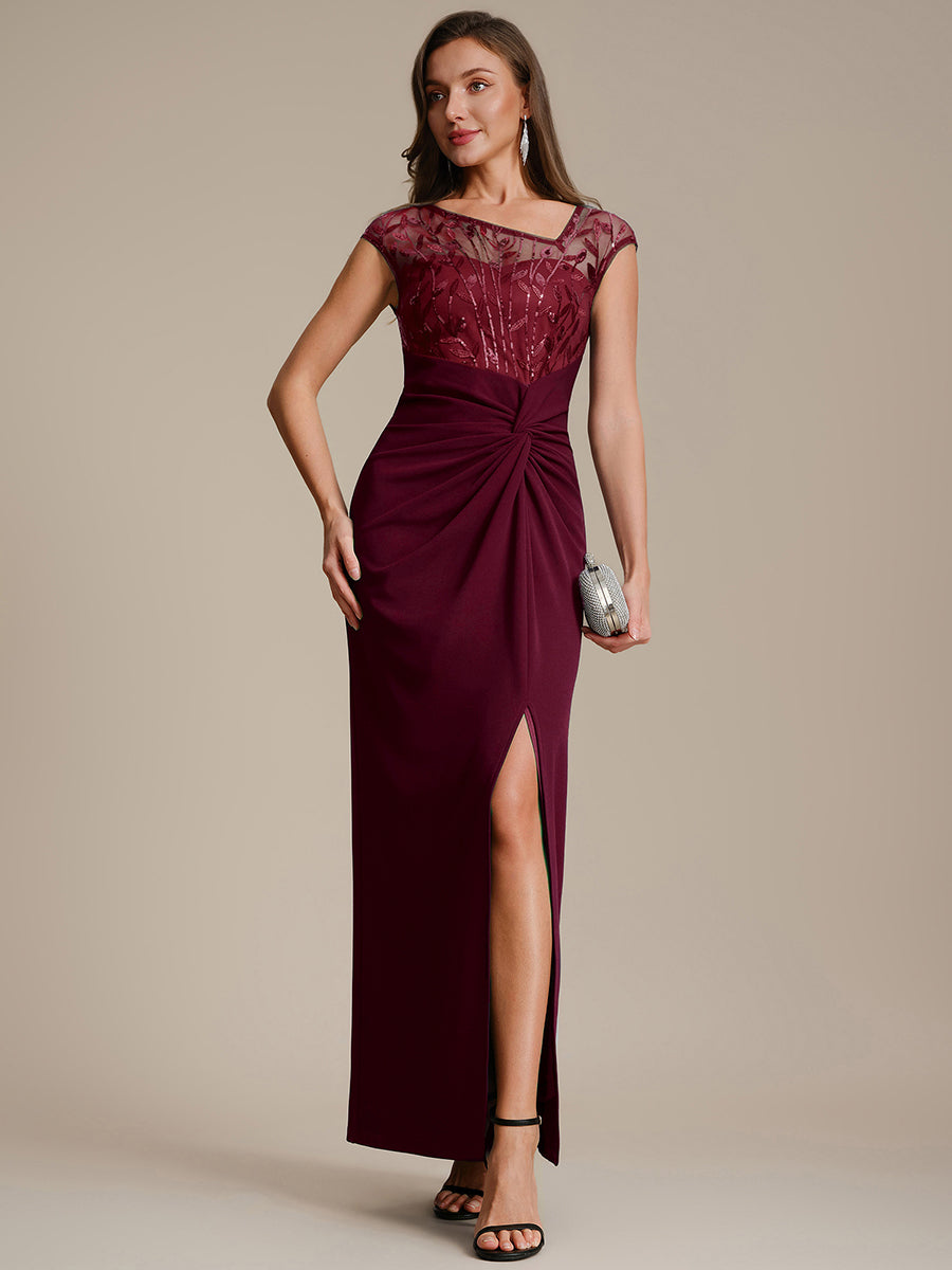 Robe longue moulante asymétrique à manches courtes en sequins extensibles #Couleur_Bordeaux