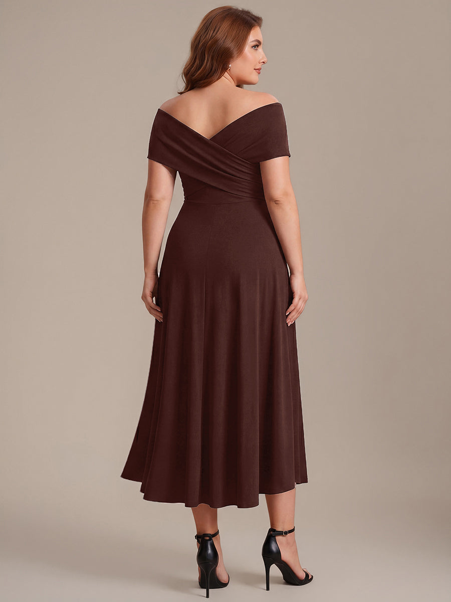 Robe ligne A asymétrique sans manches épaules dénudées col en V tissu extensible #Couleur_Marron chocolat