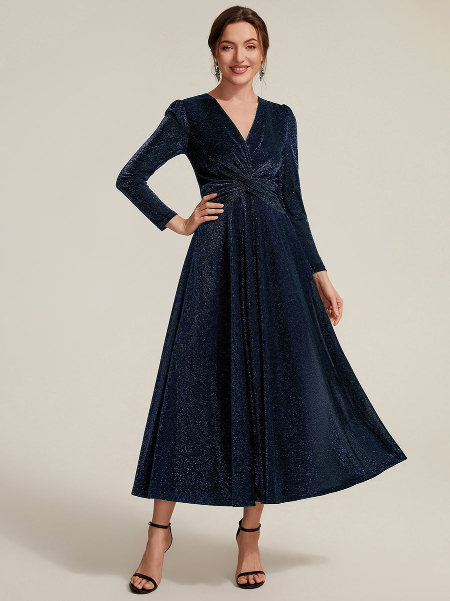Robe longueur th¨¦ ¨¤ manches longues col crois¨¦ tr¨¨s extensible avec fermeture ¨¦clair au dos et d¨¦tail de n?ud #Couleur_Bleu Marine