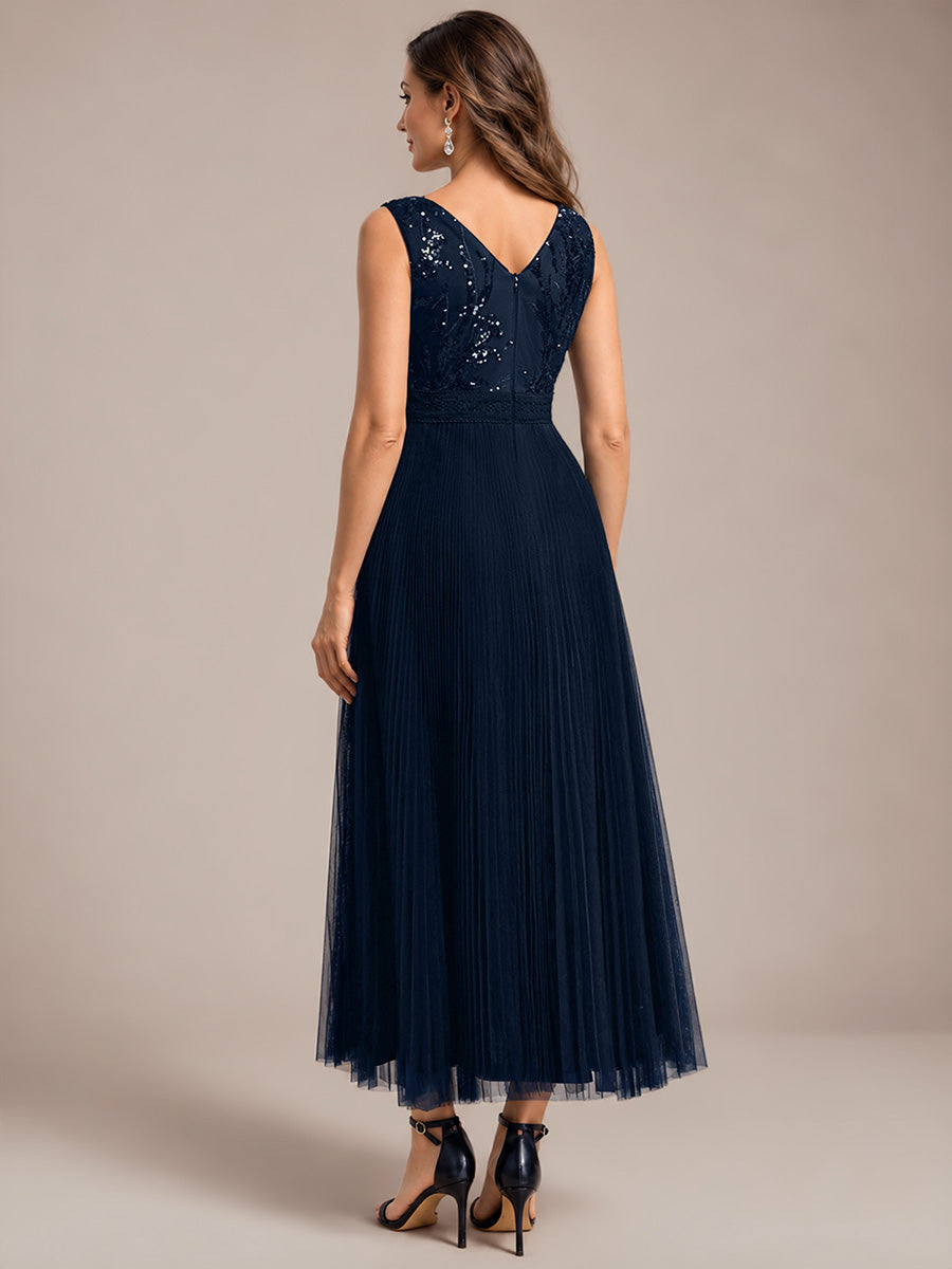 Robe A-Line sans manches en sequins avec décolleté en V et fermeture éclair au dos #Couleur_Bleu Marine