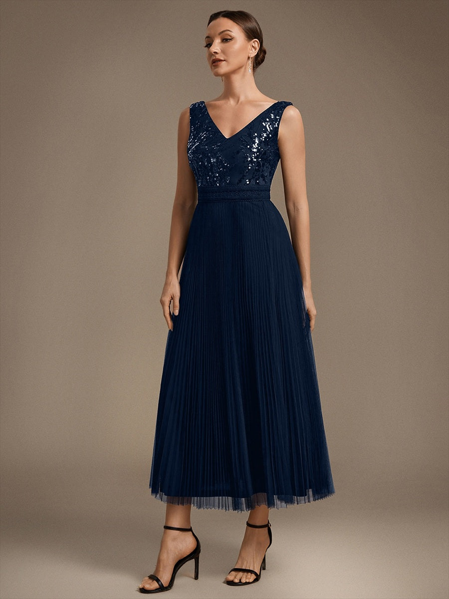 Robe A-Line sans manches en sequins avec décolleté en V et fermeture éclair au dos #Couleur_Bleu Marine