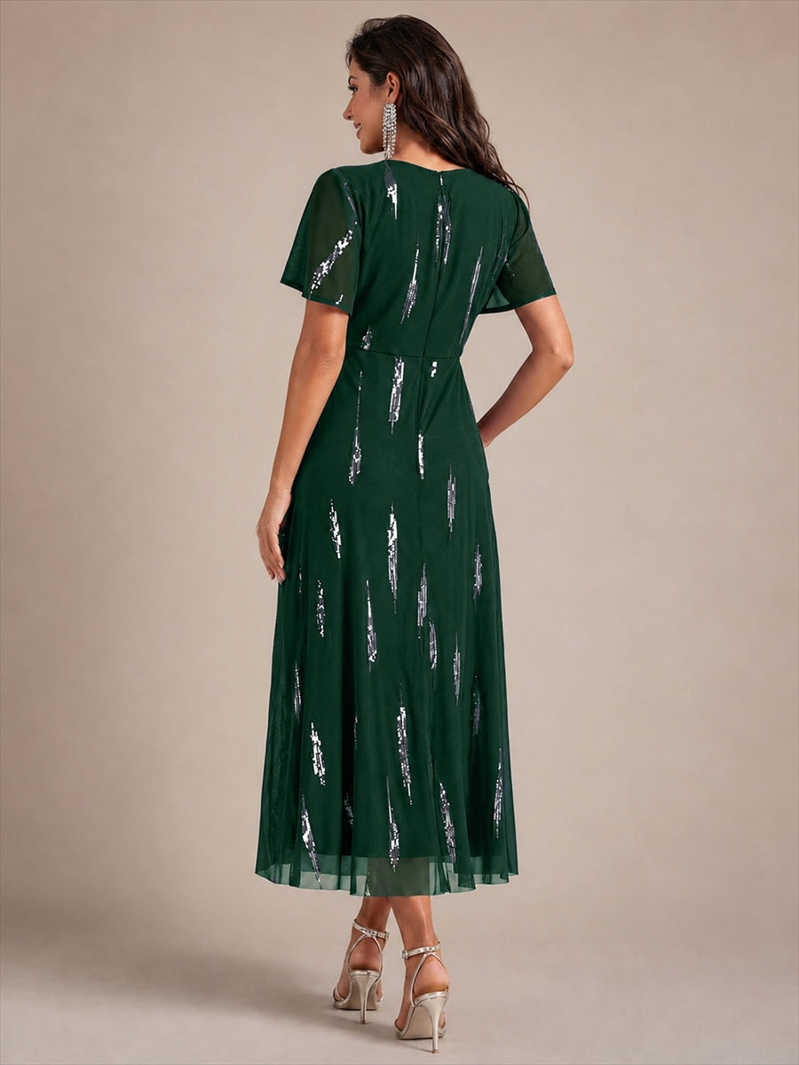 robe midi ajustée à manches courtes en V avec sequins et manches volantes #Couleur_Vert Fonce
