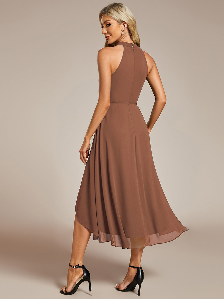 Robe d'invité de mariage mi-longue sans manches et col licou en mousseline de soie #Couleur_Brun