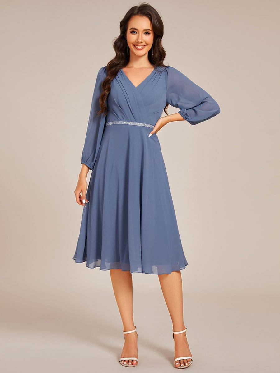 Robe d'invitée de mariage mi-longue plissée à manches longues en mousseline de soiev #Couleur_Marine Fume
