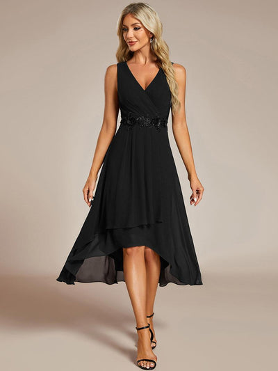 ever IRYS|Robe d'invité de mariage haute-basse en mousseline de soie sans manches avec applique à la taille