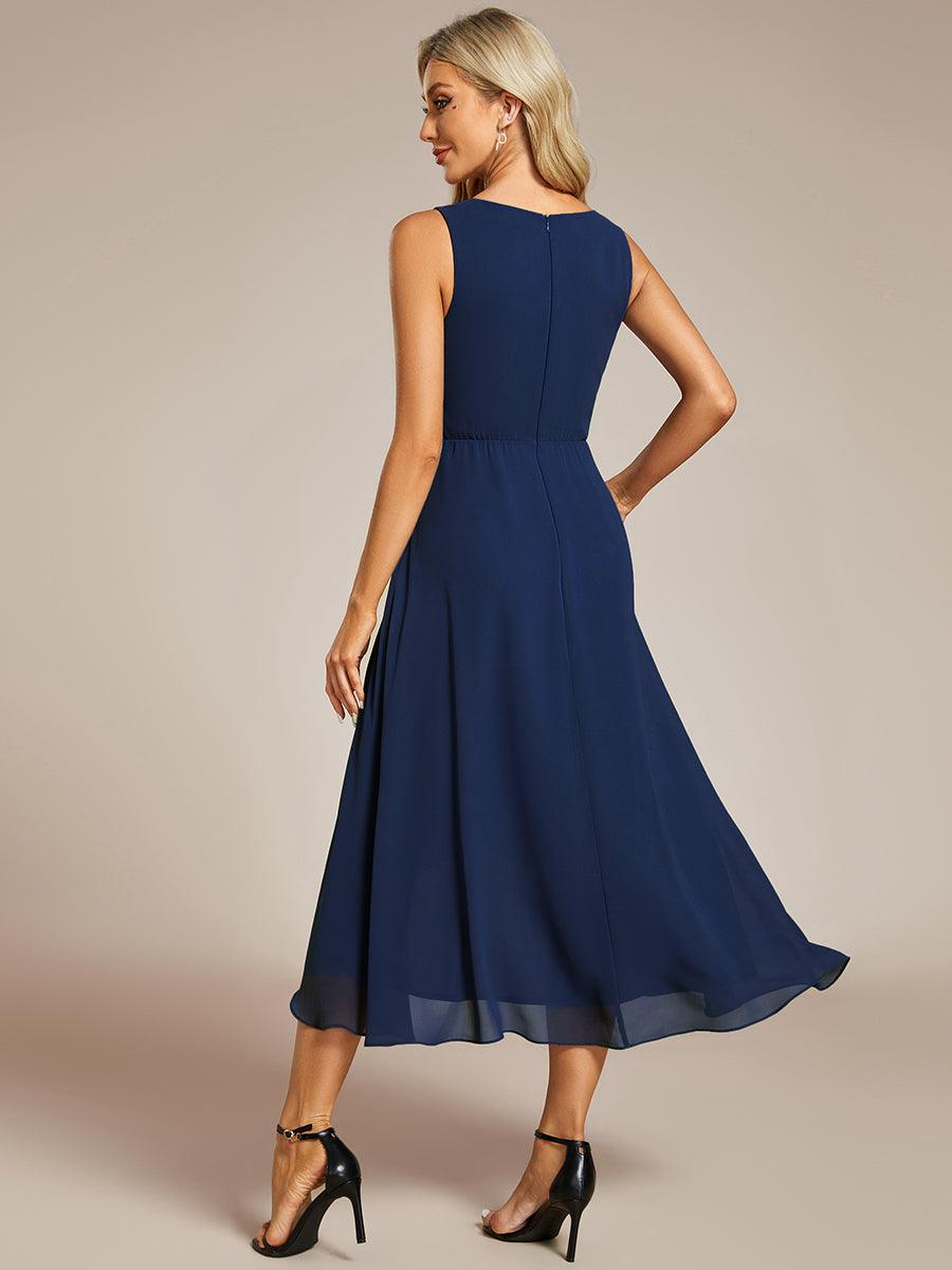 Robe d'invité de mariage haute-basse en mousseline de soie sans manches avec applique à la taille #Couleur_Bleu Marine