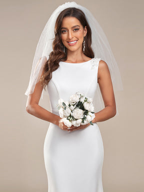 Robe de mariée moulante sirène à col haut et dos nu