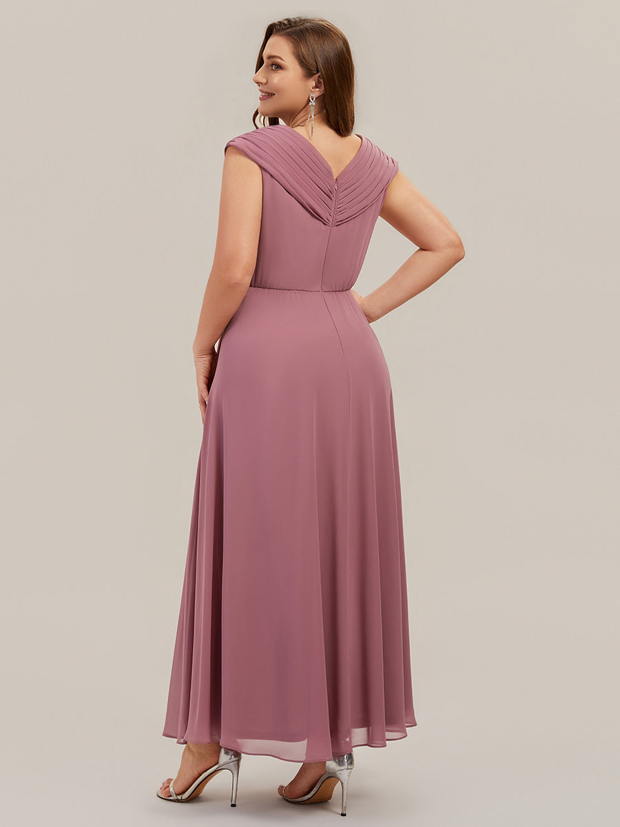 Robe maxi A-line à appliques avec décolleté en V profond et manches courtes ornée de rubans fluides #Couleur_Orchidee