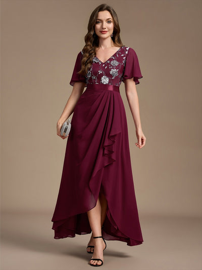 Robe longue de mère de la mariée en mousseline à paillettes, col V et ourlet asymétrique